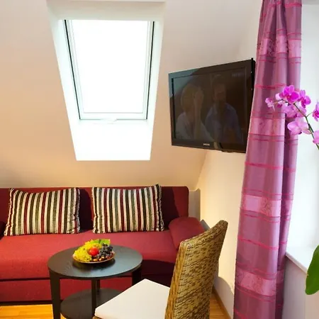 Toso Genussreich Pensión Leutschach