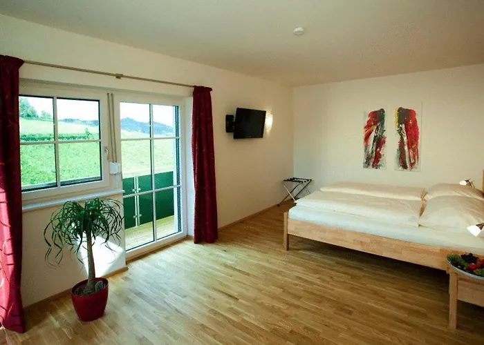 Weingut Winzerzimmer Toso 4*